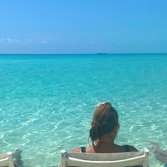 Meet your Posher, Mrs. magic - Picture 1 of 1